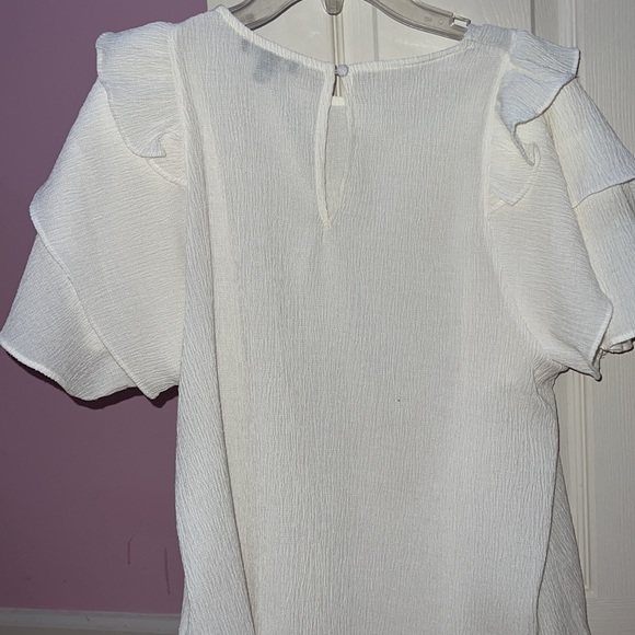 White flowy short sleeve blouse - Picture 3 of 3